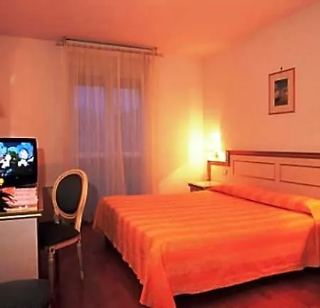 威尼斯公园酒店 3*