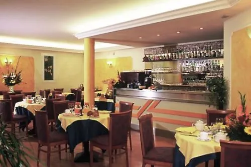 Park Venezia Hotel 3*